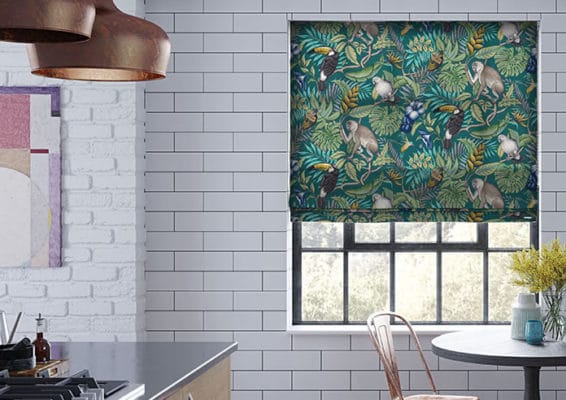 roman_blind_rain_forest_lagoon_2