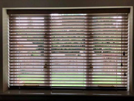 Venetian Blinds - Wooden or Aluminium - fitting