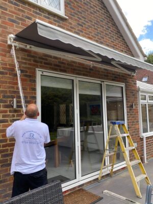 Awnings canopy fitting service London dorset bournemouth poole christchurch