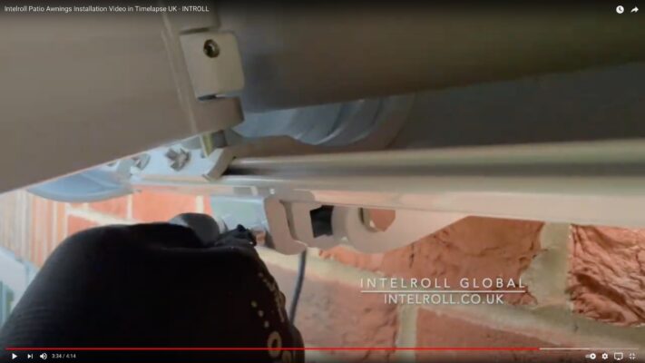 Patio_Awnings_Installation_Service_Fitting_INT500_motorised_electric_awnings_retractable_2021_manual_crank_adjustment
