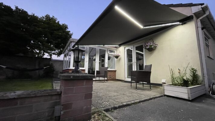 Intelroll-INT500-Garden-Awnings-LED-WIND-Sendor-IMG_3726